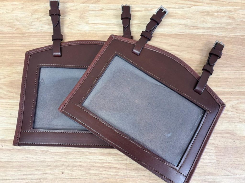 589535526_1491919542661854_8700945194382492071_n-1024x766 SPECIAL OFFER : BROWN NUMBER HOLDERS