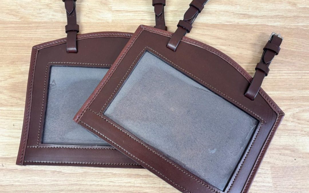 SPECIAL OFFER : BROWN NUMBER HOLDERS