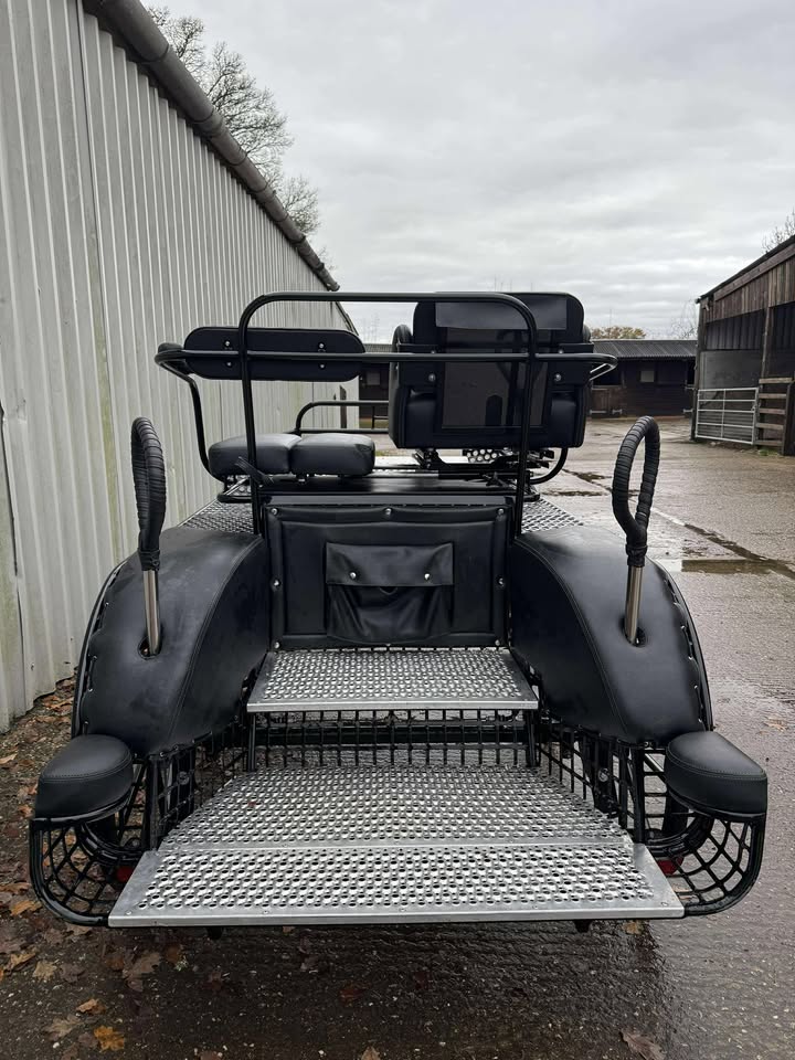 595313408_2046706412755892_1875596841128312658_n HARTLAND PONY TEAM STAR - £2500