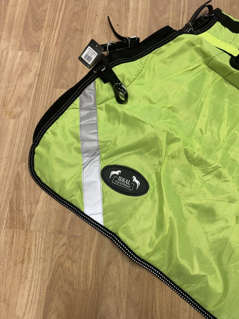 615178447_1525415619312246_6864386400836468592_n-768x1024 HI VIZ DRIVING RUG - £30+VAT