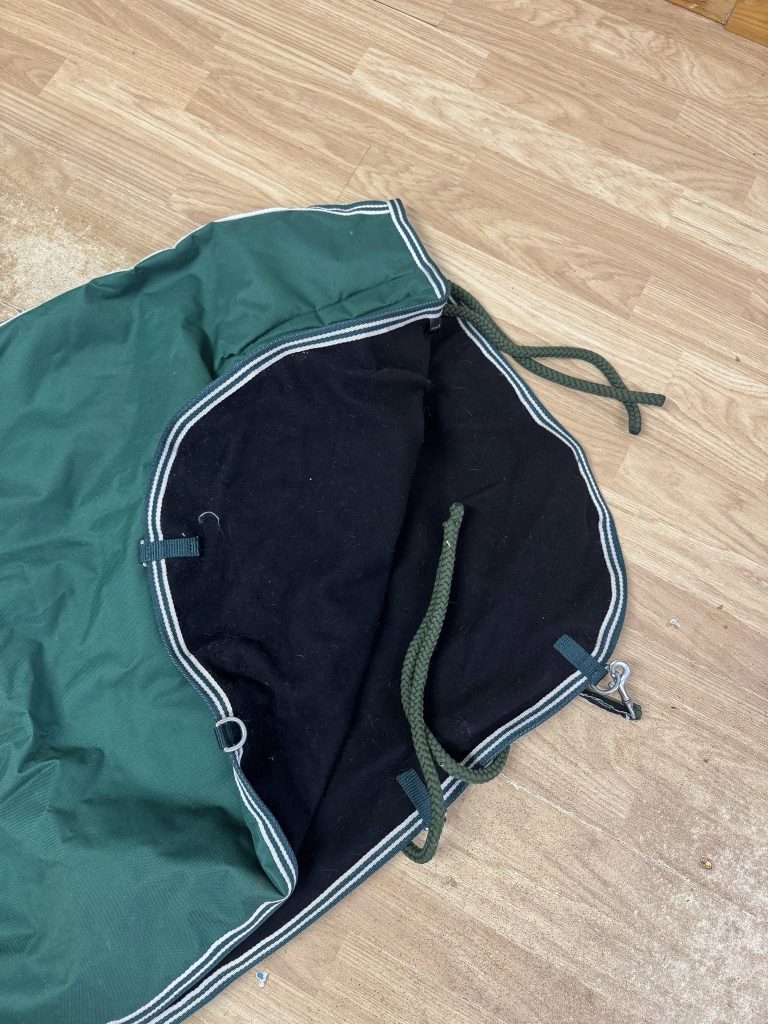 615535200_1525417039312104_4823227053918183232_n-768x1024 FULL DRIVING RUG - £29+VAT