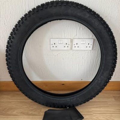 21 x 3.50 Tyre & Innertube